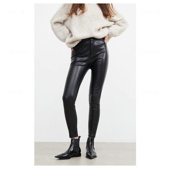 5/$100 SALE - J. Ing Faux Leather Sleek Black Biker Pants - Picture 1 of 6